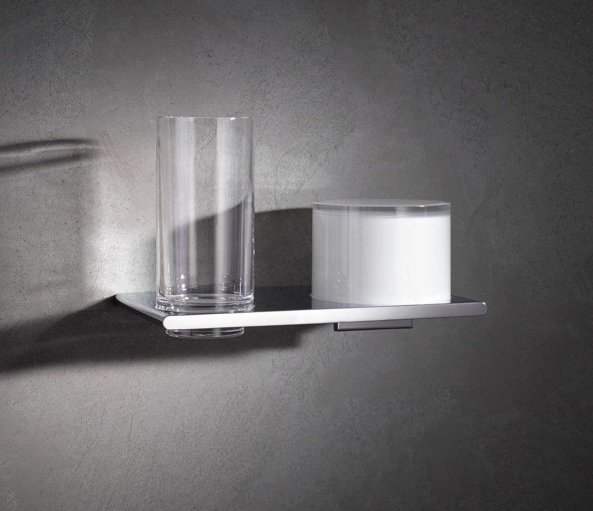 Soporte doble Edition 400 de KEUCO con vaso para el lavado de dientes y dosificador