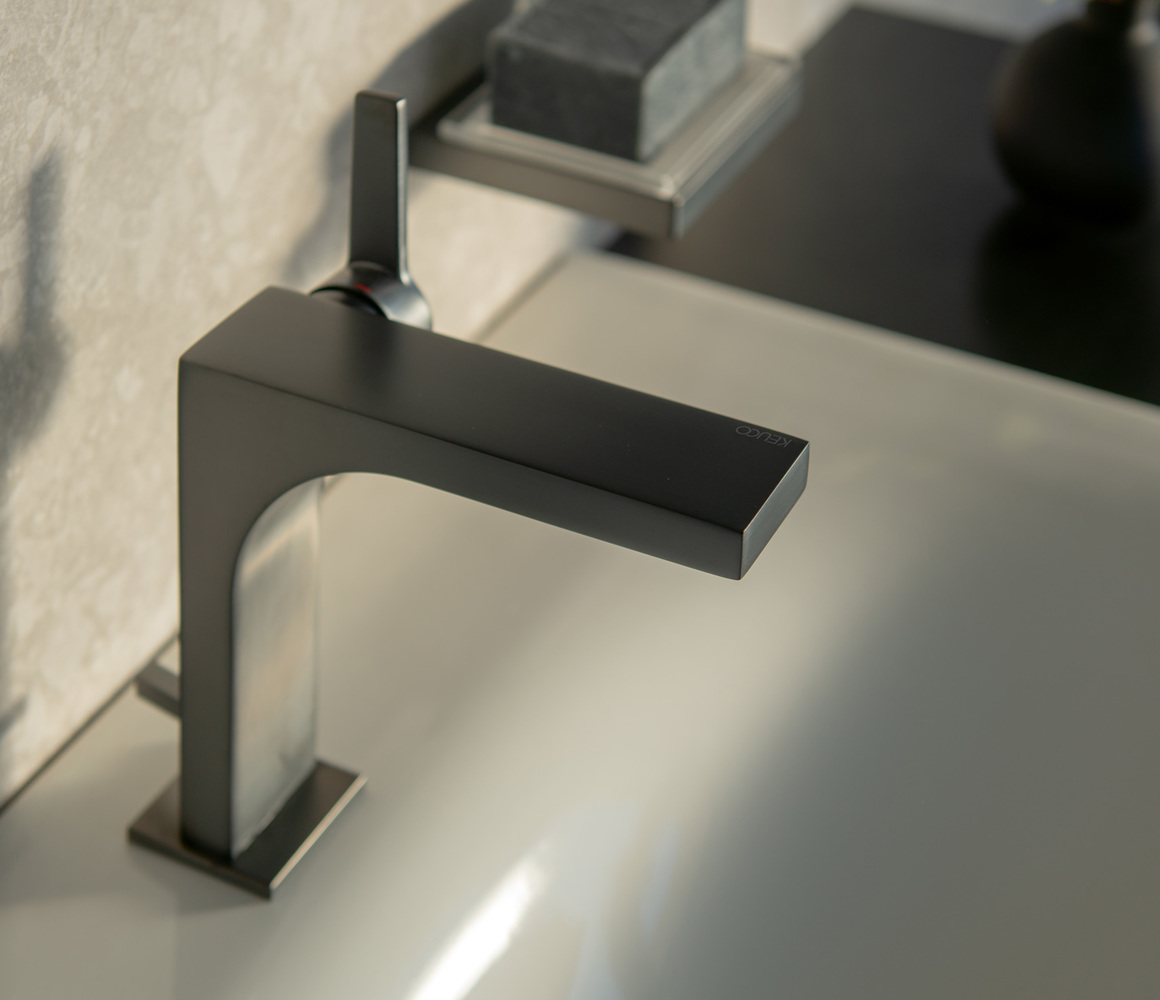 EDITION 11 Black Concept Single lever washbasin mixer